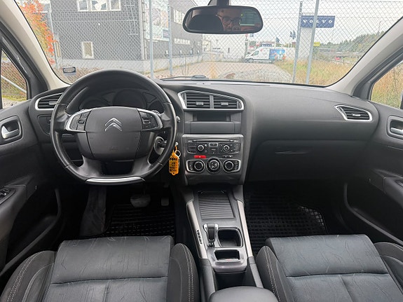 Citroen C4 10 of 16