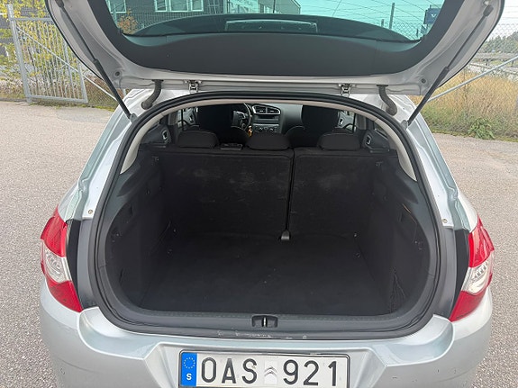 Citroen C4 12 of 16