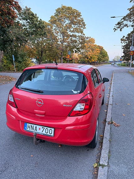 Opel Corsa 2 of 5