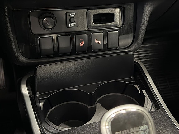 Mitsubishi Outlander 24 of 30