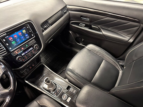 Mitsubishi Outlander 22 of 30