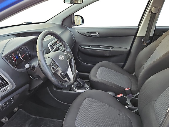 Hyundai i20 6 of 8
