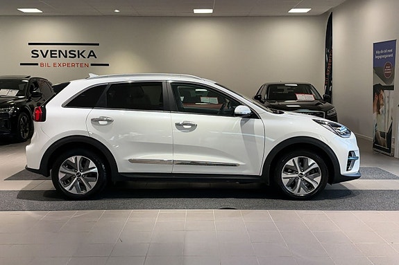 Kia Niro 2 of 26