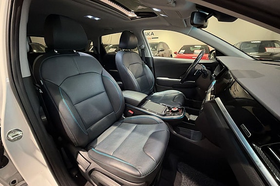 Kia Niro 8 of 26