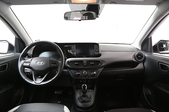 Hyundai i10 17 of 24