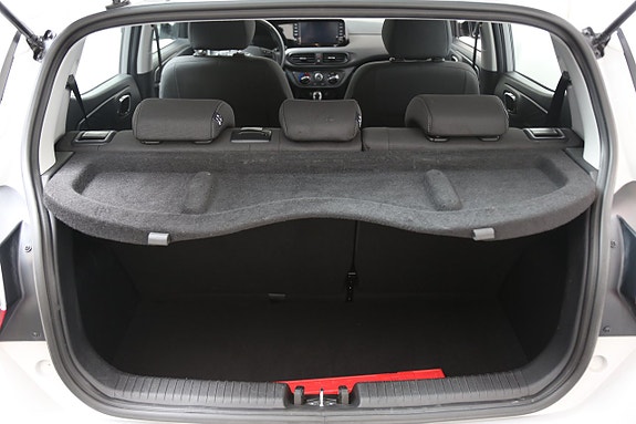 Hyundai i10 24 of 24