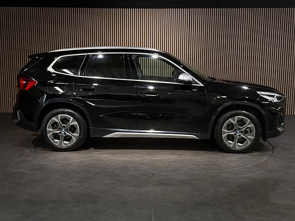 BMW X1 3 of 16