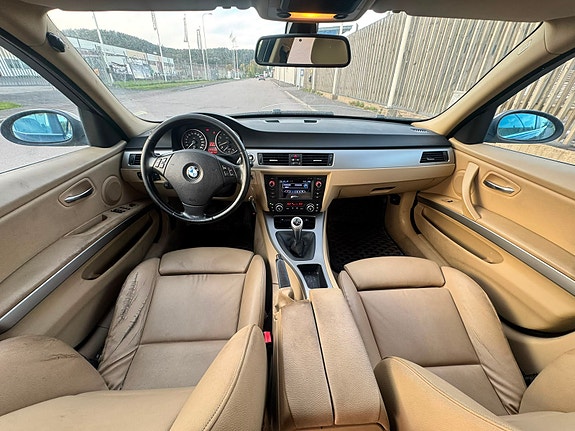 BMW 325i 5 of 5