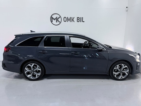 Kia Ceed 4 of 28