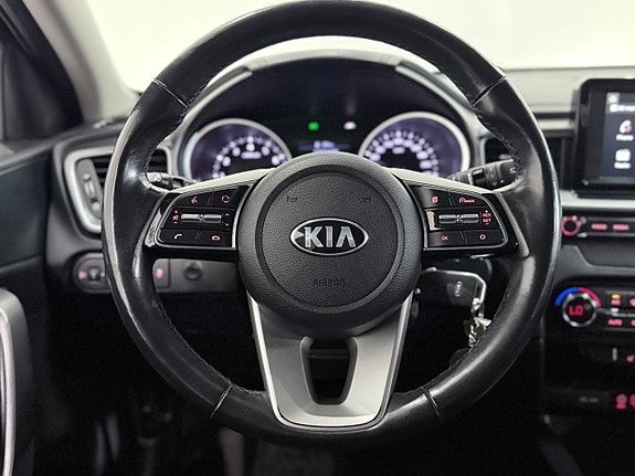 Kia Ceed 15 of 28