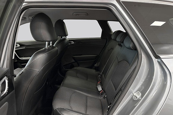 Kia Ceed 9 of 19