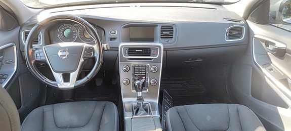 Volvo S60 6 of 8