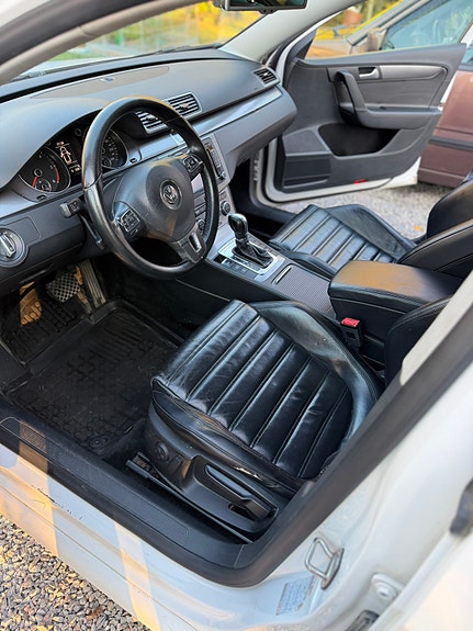 Volkswagen Passat 5 of 7