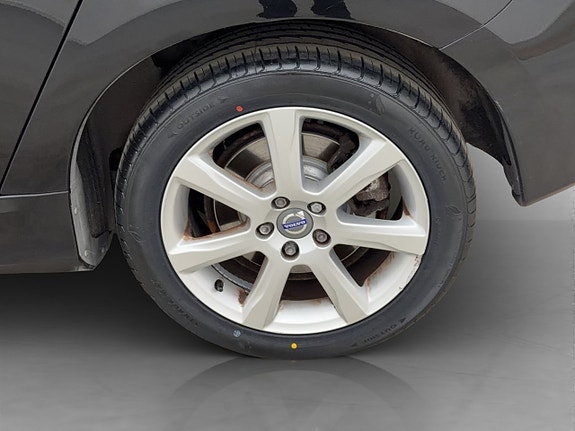 Volvo S60 25 of 27