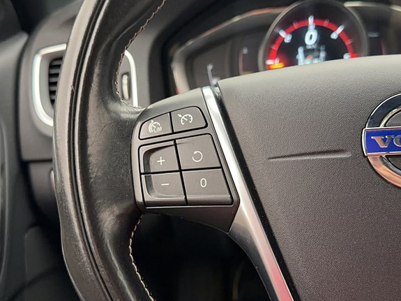 Volvo S60 13 of 27