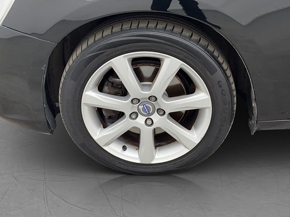 Volvo S60 24 of 27