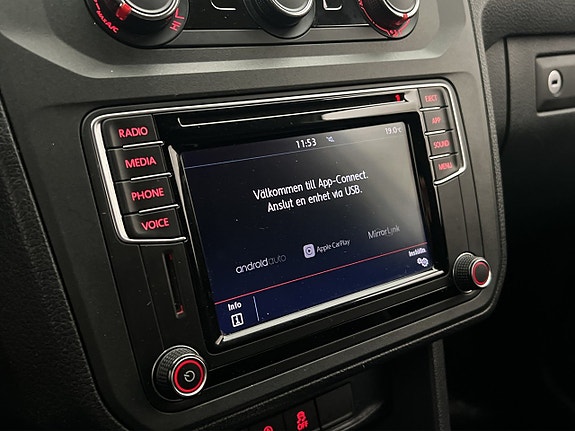 Volkswagen Caddy 22 of 27