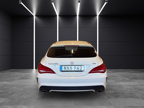 Mercedes-Benz CLA220 5 of 24