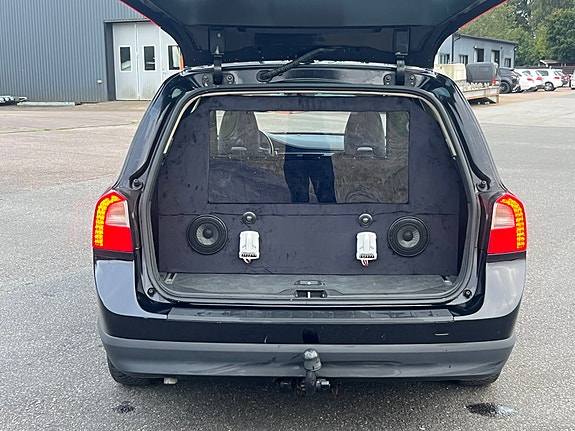 Volvo V70 5 of 8