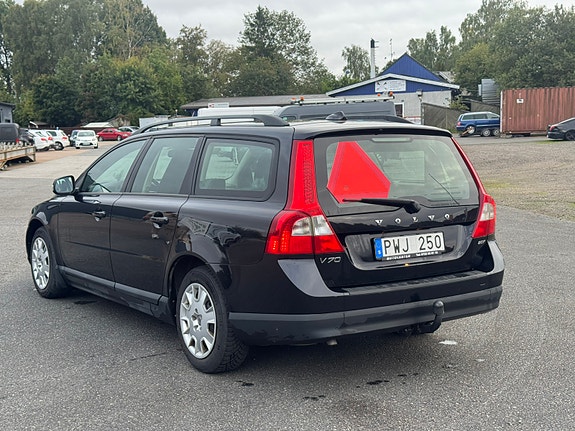 Volvo V70 4 of 8