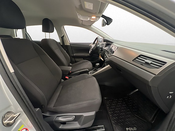 Volkswagen Polo 16 of 30