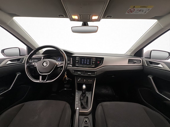 Volkswagen Polo 12 of 30