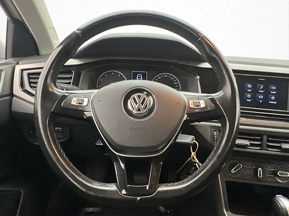 Volkswagen Polo 13 of 30
