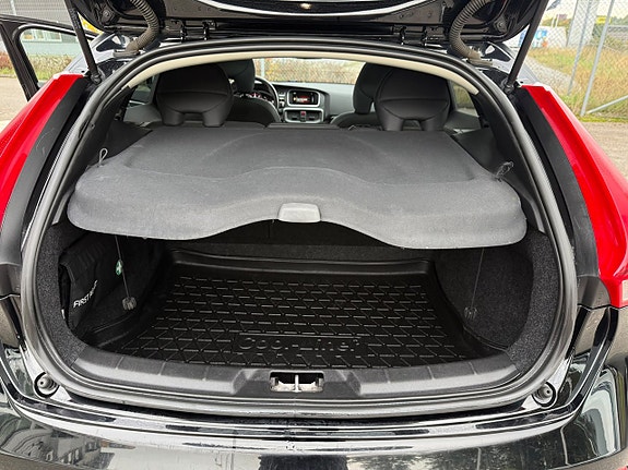 Volvo V40 Cross Country 15 of 22