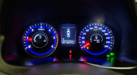 Hyundai i40 15 of 22