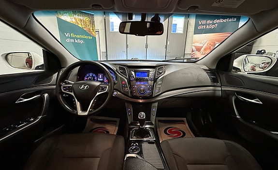 Hyundai i40 12 of 22