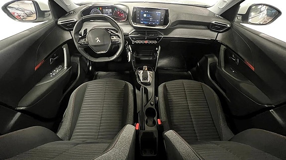 Peugeot 2008 14 of 14