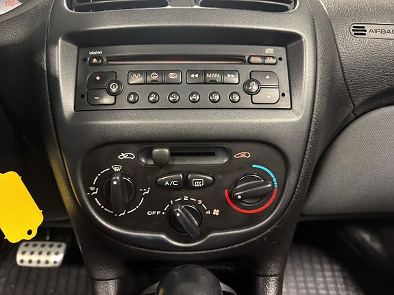 Peugeot 206 CC 11 of 12