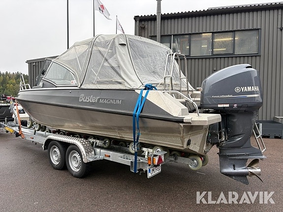 Båt Buster Magnum med Yamaha 225 3 of 6