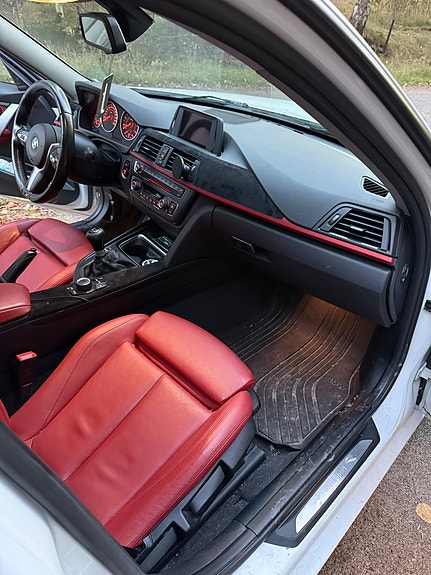 BMW 318d 5 of 9