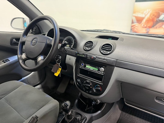 Chevrolet Lacetti 14 of 15