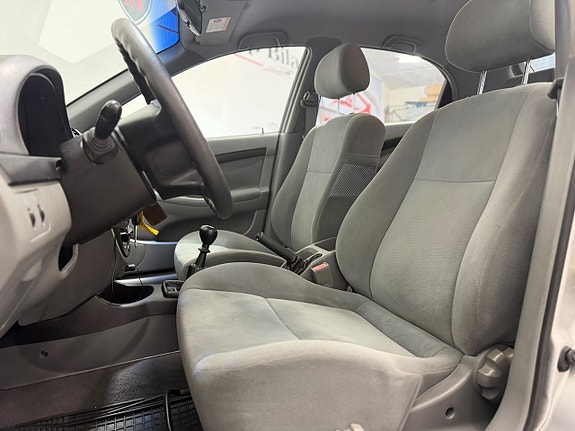 Chevrolet Lacetti 9 of 15