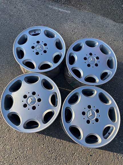 Product image 1 of 8