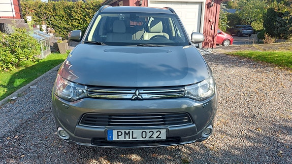 Mitsubishi Outlander 4 of 8