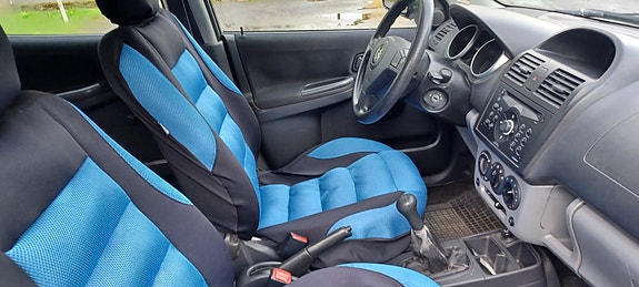 Suzuki Ignis 3 of 5