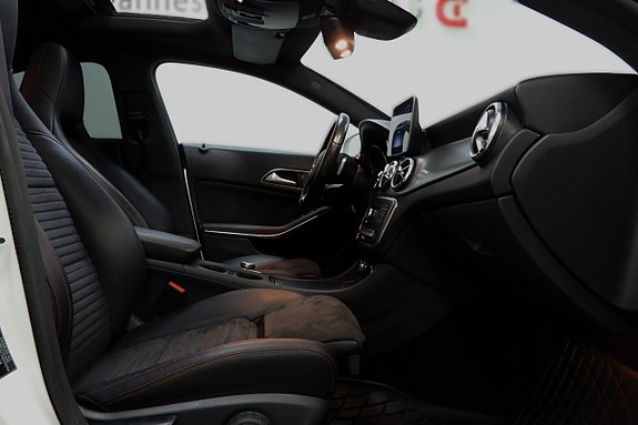 Mercedes-Benz CLA220 d 11 of 23