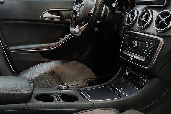 Mercedes-Benz CLA220 d 17 of 23