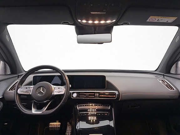Mercedes-Benz EQC400 13 of 30