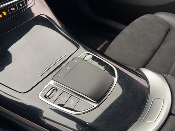 Mercedes-Benz EQC400 25 of 30
