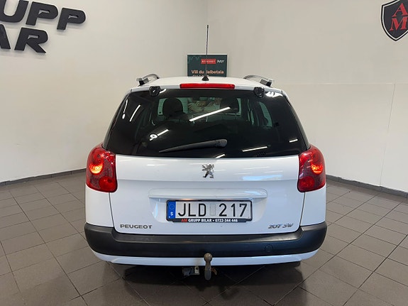 Peugeot 207 SW 8 of 17