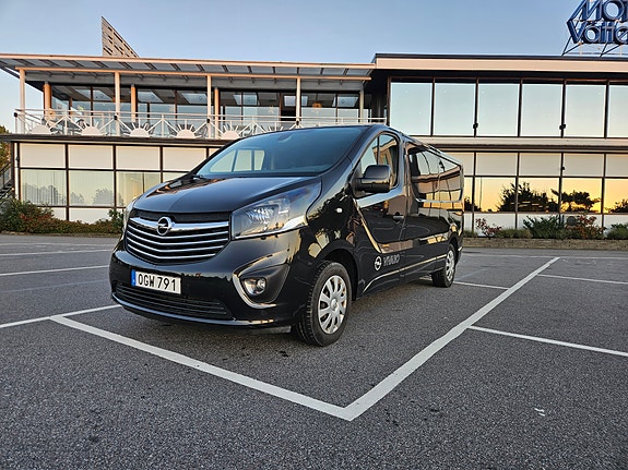 Opel Vivaro 7 of 15