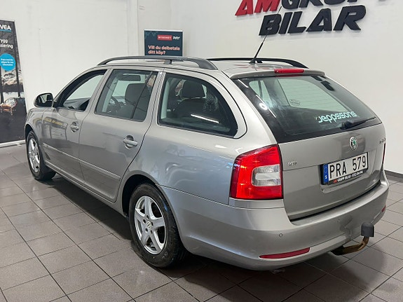 Skoda Octavia 11 of 17