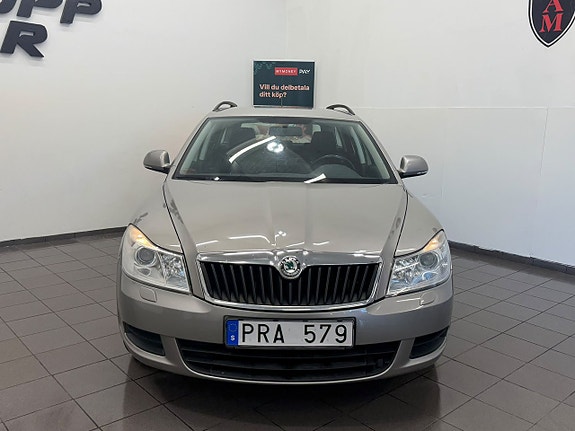 Skoda Octavia 8 of 17