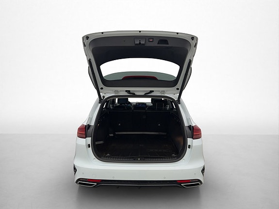 Kia Ceed 25 of 30