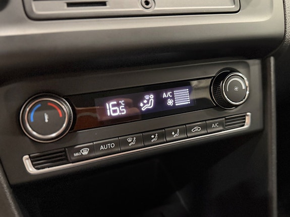 Volkswagen Polo 18 of 24
