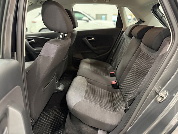 Volkswagen Polo 23 of 24